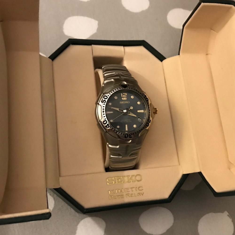 Seiko Kinetic Auto Relay Men’s Watch